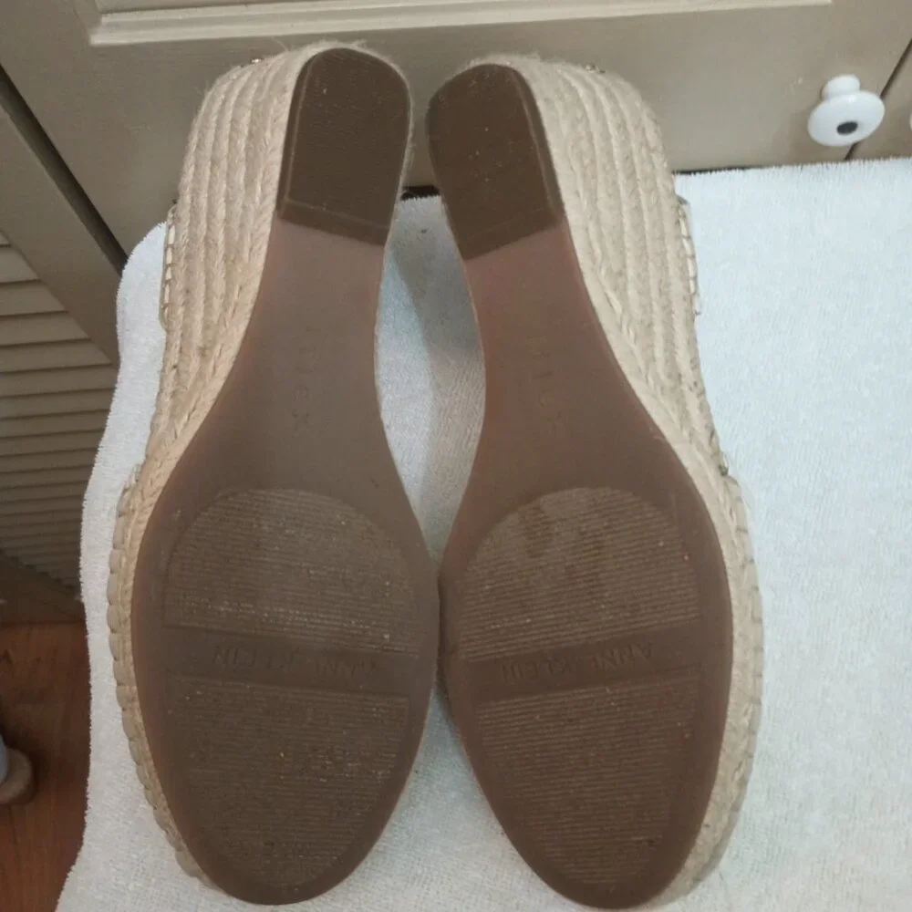 Anne Klein Aneesa Wedge  Closed Toe Sandals Sz 8 - Picture 2 of 5